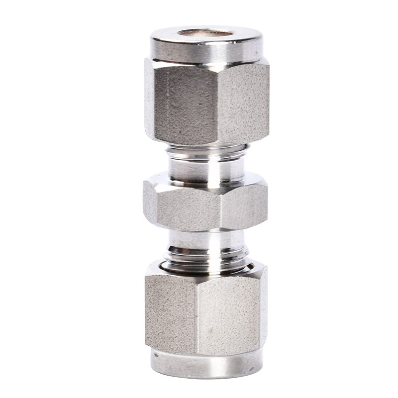 双卡套直通接头